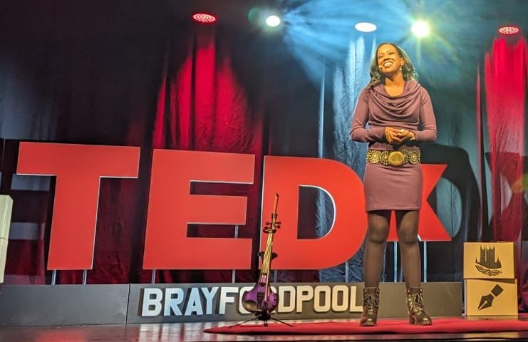 Serena Smith Ted x speaker brayford pool and fiddle player